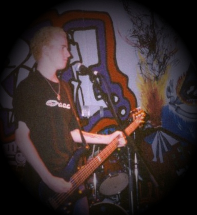 concert1upcoming.jpg (59949 bytes)